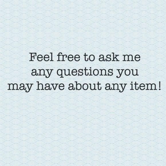 WELCOME TO MY CLOSET - Picture 2 of 4